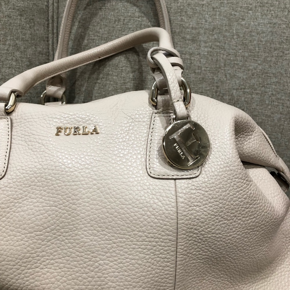 Furla handbag in cream